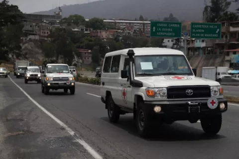 La Cruz Roja ingresa a territorio venezolano con ayuda humanitaria