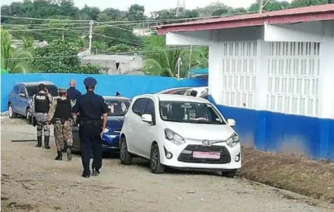 Momentos de terror se vivieron en escuela colonense por balacera entre bandas 