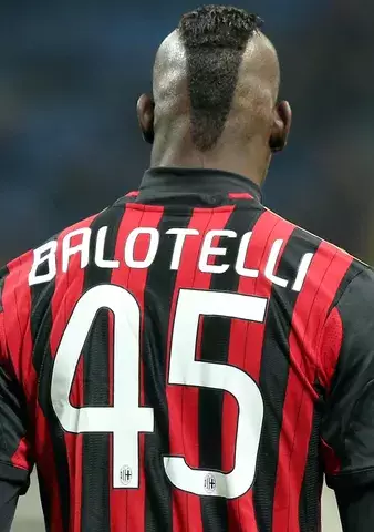  David Villa elogia a Balotelli 