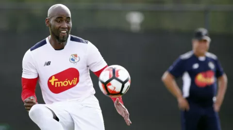 Felipe Baloy levanta la voz para pedir mejoras en el fútbol panameño