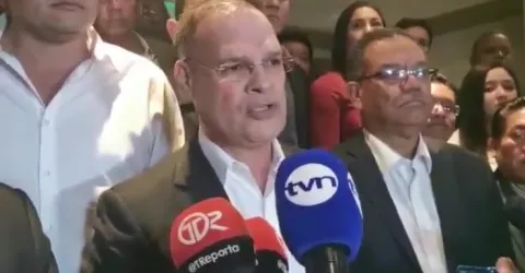 Bancada del PRD en contra de Juan Carlos Varela