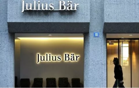 Banco suizo Julius Baer decide cerrar sus operaciones en Panamá