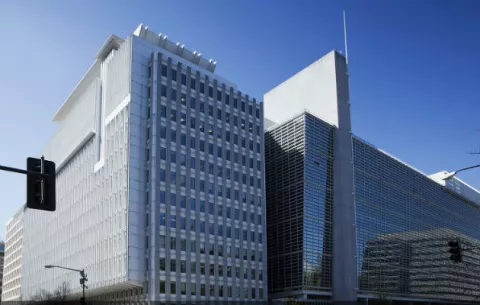 Banco Mundial recorta a más de la mitad previsión de crecimiento para América Latina este año
