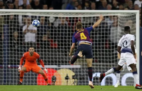  Messi considera que el primer tiempo del Barcelona fue extraordinario