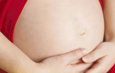 Prueban cómo una hormona preserva la fertilidad en mujeres con cáncer