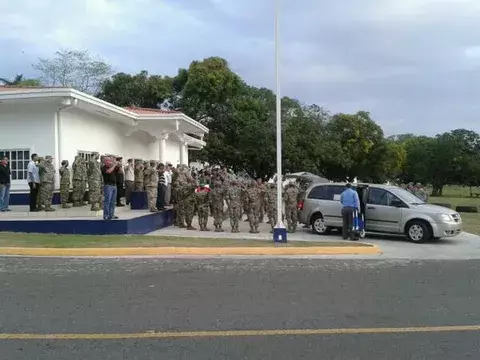 Servicio Nacional Aeronaval dio último adiós al capitán Agustín Santos Vinda