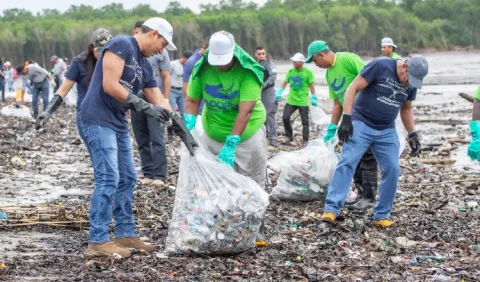 Recogen toneladas de basura de playas del país 