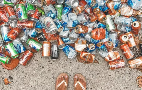 Youtuber lamenta en Instagram la situación de las playas panameñas