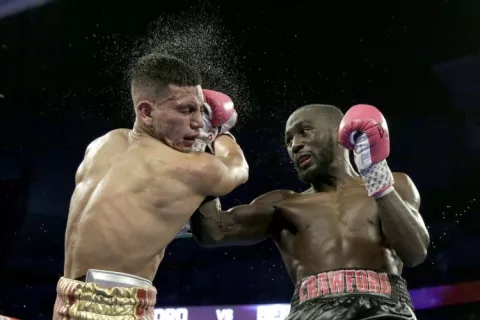 Terence "Bud" Crawford le quitó el invicto a José Benavidez