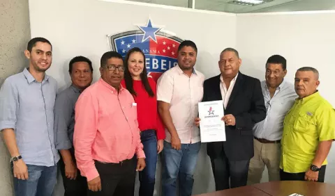 Benicio Robinson, cuatro años más al frente de la federación de béisbol