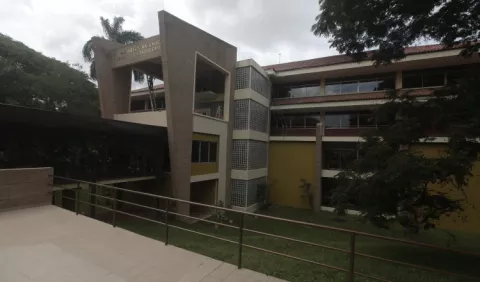 Celebra los 77 de la Biblioteca Nacional
