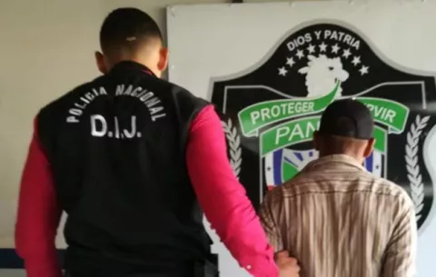 Lo mandan a la cárcel por robar con machete y cuchillo en mano
