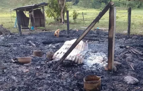 Menor de seis años en estado delicado tras voraz incendio en Bocas del Toro 