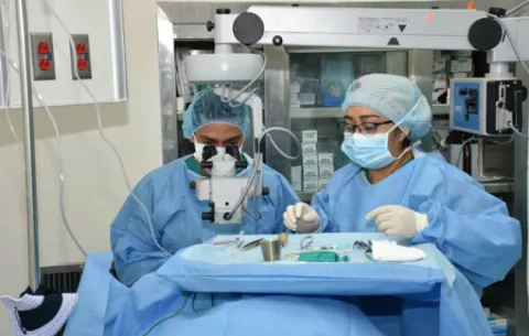 Detectan y extirpan quistes de más de 20 centímetros a pacientes en Bocas del Toro