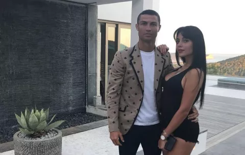 Cristiano Ronaldo aclara que casarse no está en sus planes