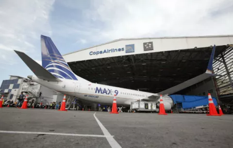 Hay claras similitudes entre los accidentes de Boeing 737 MAX 8 por los que los aviones seguirán en tierra hasta mayo