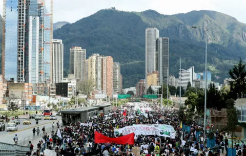 Vuelven a declarar la alerta amarilla en Bogotá por la contaminación del aire