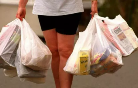 Empieza cuenta regresiva para la prohibición del uso de bolsas plásticas