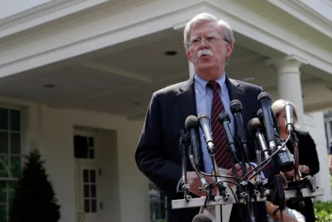 Bolton: Ministro de Defensa Vladimir Padrino va contra Maduro y negoció con la oposición