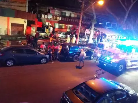 Menor de edad terminó con quemaduras de primer grado, tras un incendio en un edificio de dos pisos en El Chorrillo