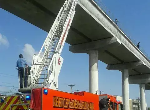 Exitosa prueba de equipo bomberil en Metro de Panamá