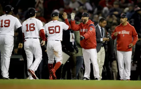 Medias Rojas empatan la serie ante Astros