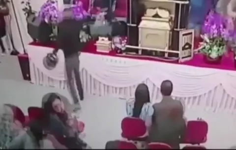 Un pastor evangélico es tiroteado durante un culto en Brasil