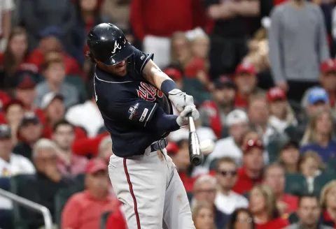  Bravos de Atlanta manda en la serie ante Cardenales de San Luis