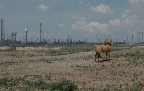 Kazajistán busca expandir la producción de petróleo