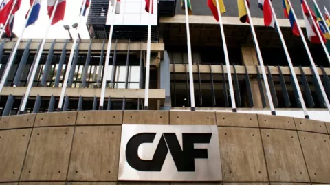 CAF aprueba 325 millones de dólares para educación y agua