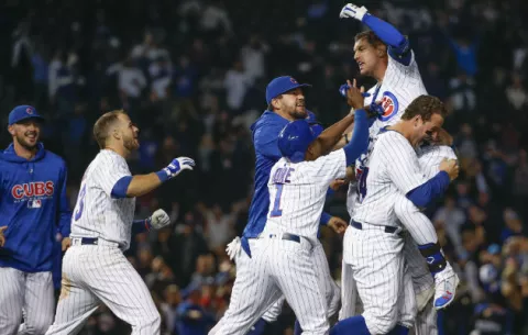 Rockies y Cachorros incrementan ventaja como líderes de división