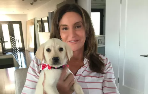 Caitlyn Jenner no puede usar su apellido 