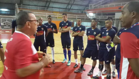 Fallece extécnico mundialista de Panamá en futsal 