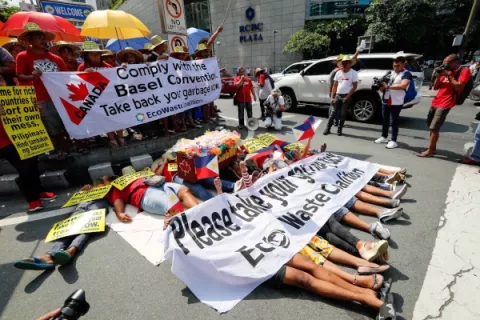Contenedores de basura provocan polémica diplomática entre Filipinas y Canadá