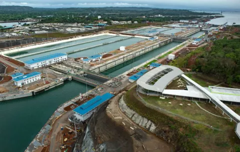Fitch Ratings reafirma calificación 'A' para deuda y bonos del Canal de Panamá