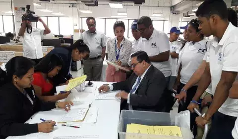 Tribunal Electoral pondrá firmas de candidatos independientes en tiempo real