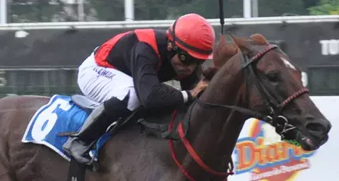 Capocostello, Carlos L. y Konkeror Ko, van por definir al campeón en el clásico de hoy