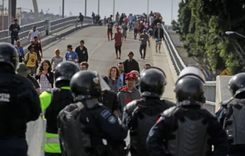 Unos 7.136 hondureños que dejaron la caravana de migrantes han retornado al país