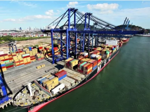 Huelga en puertos afecta imagen del país