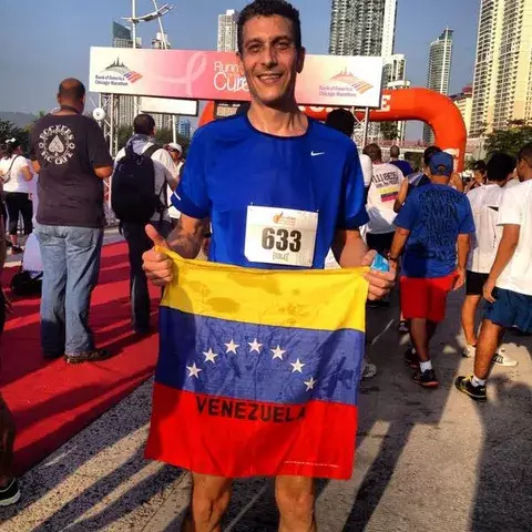 Decenas de venezolanos en Panamá corrieron por la Paz