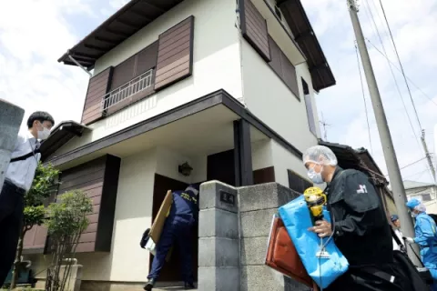 Las autoridades investigan el móvil del ataque con cuchillos a colegialas en Japón