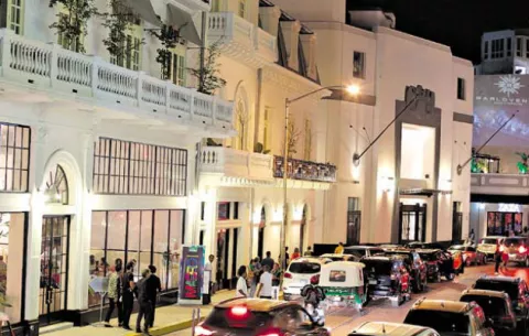 Comerciantes niegan que el Casco Antiguo esté cerrado al público