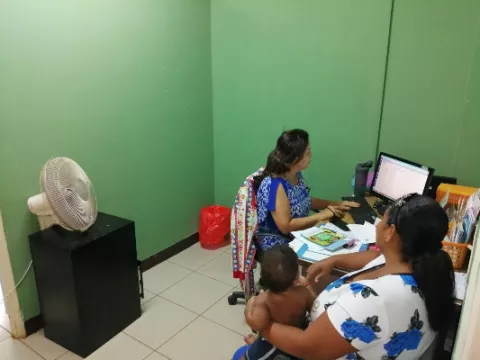 Limitan atención en el centro de salud  Altos de San Francisco en La Chorrera
