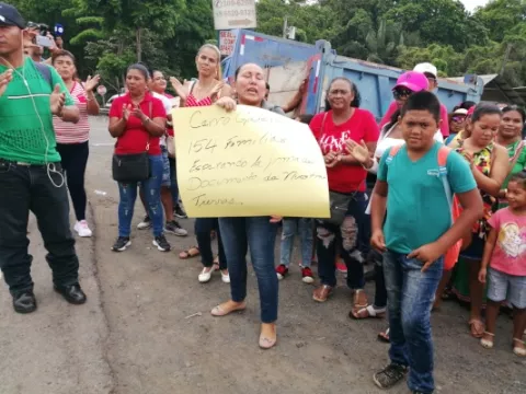 Desalojados en Cerro Galera exigen que se cumpla con la reubicación
