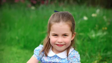 Charlotte es igual a su padre