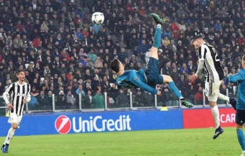 La chilena de Cristiano Ronaldo a la Juventus, inmortalizada con cristales Swarovski