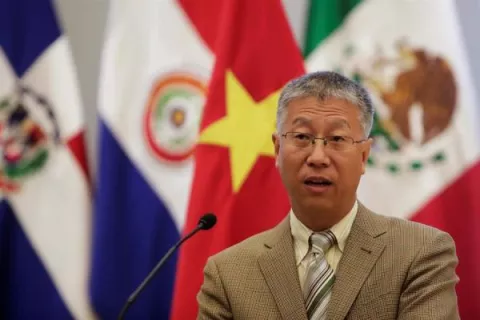 Embajador de China denuncia "presiones" sobre Panamá para enfriar sus relaciones 