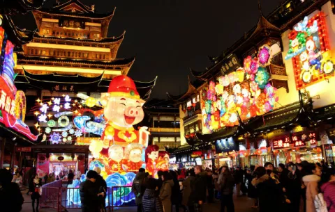 China ultima los preparativos para recibir el Año del Cerdo