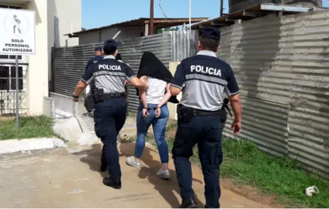 Chiricana va presa por matar  de tres balazos a su pareja en Bugaba