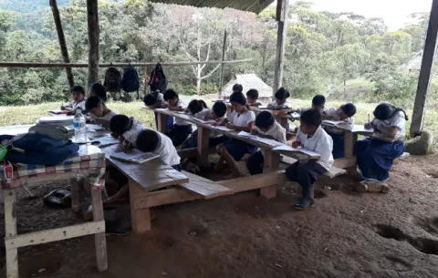 Docentes piden cambio de calendario escolar para la comarca Ngäbe-Buglé